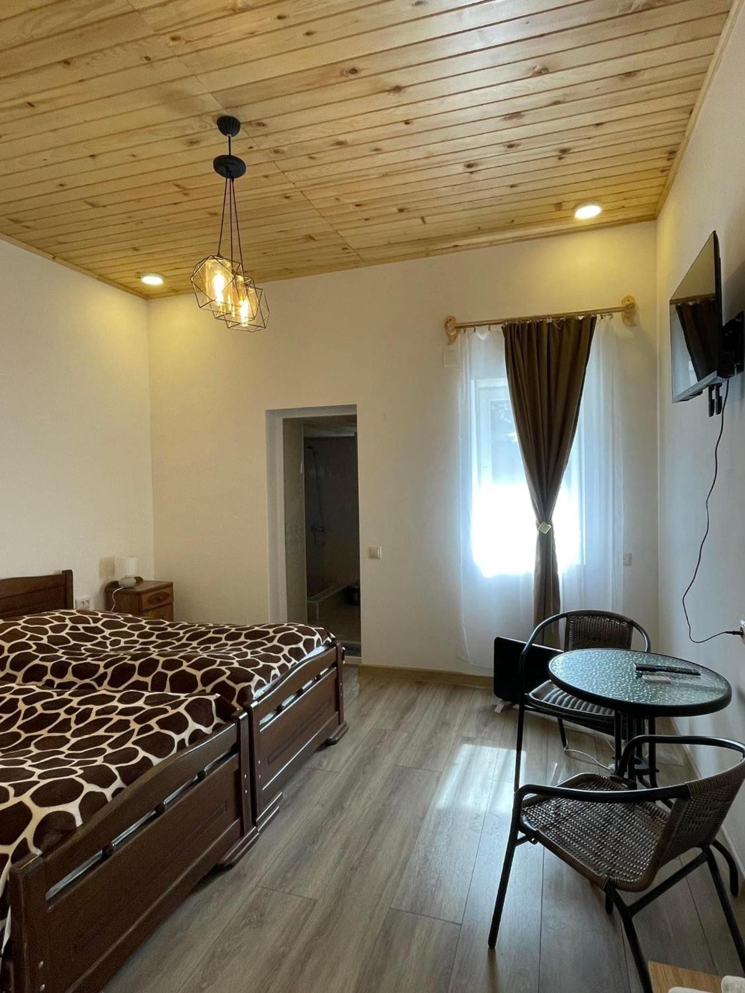Mamuka Chartolani Guesthouse Μέστια Εξωτερικό φωτογραφία